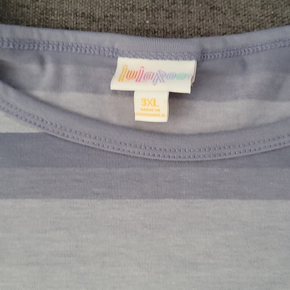 Lula Roe Gigi - Picture 3 of 3